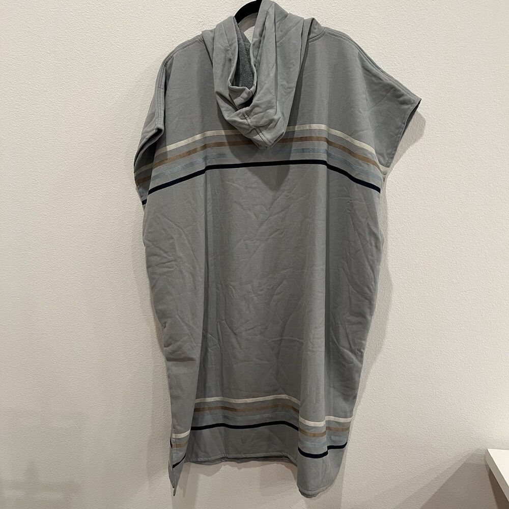 Sand Cloud Border Classic Stripe Hooded Poncho - 2026 - Grey - Picture 4 of 9